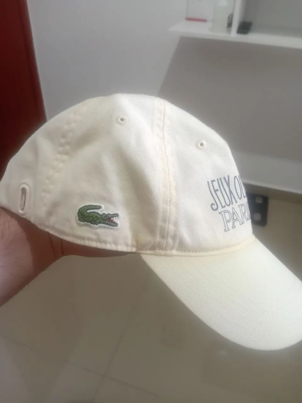 Boné da lacoste edição limitada - Foto 3