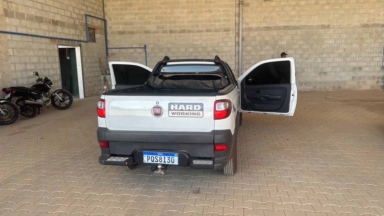 Fiat Strada Working Hard 1.4 Fire Flex 8V CS 2018 - Foto 2