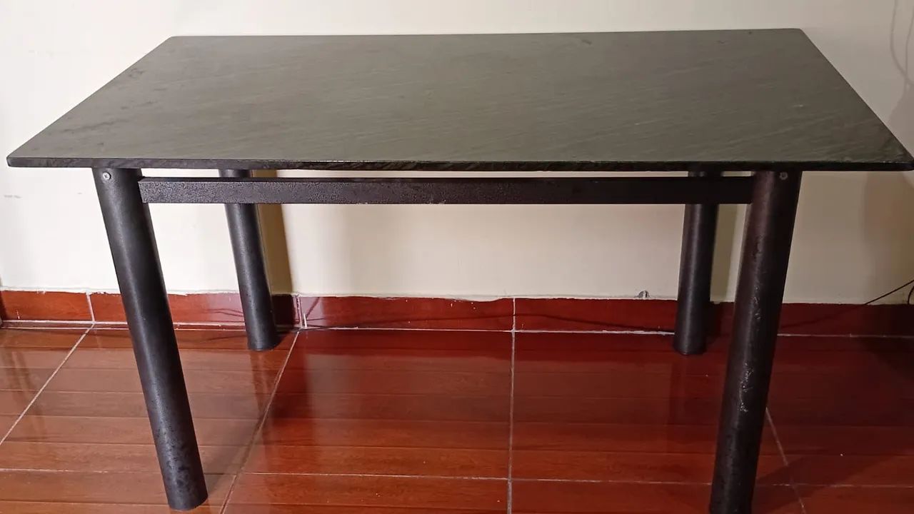 Mesa de mármore65171911774593120