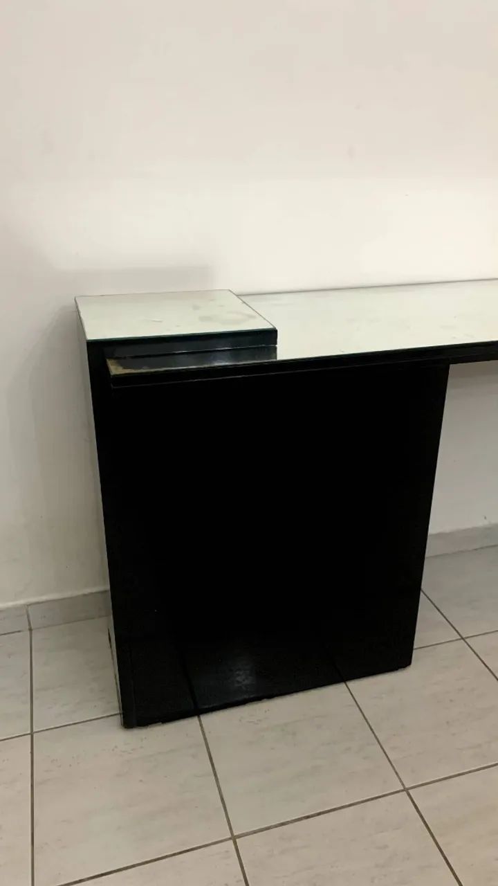 Aparador, mesa, rack com espelho em madeira - Foto 4