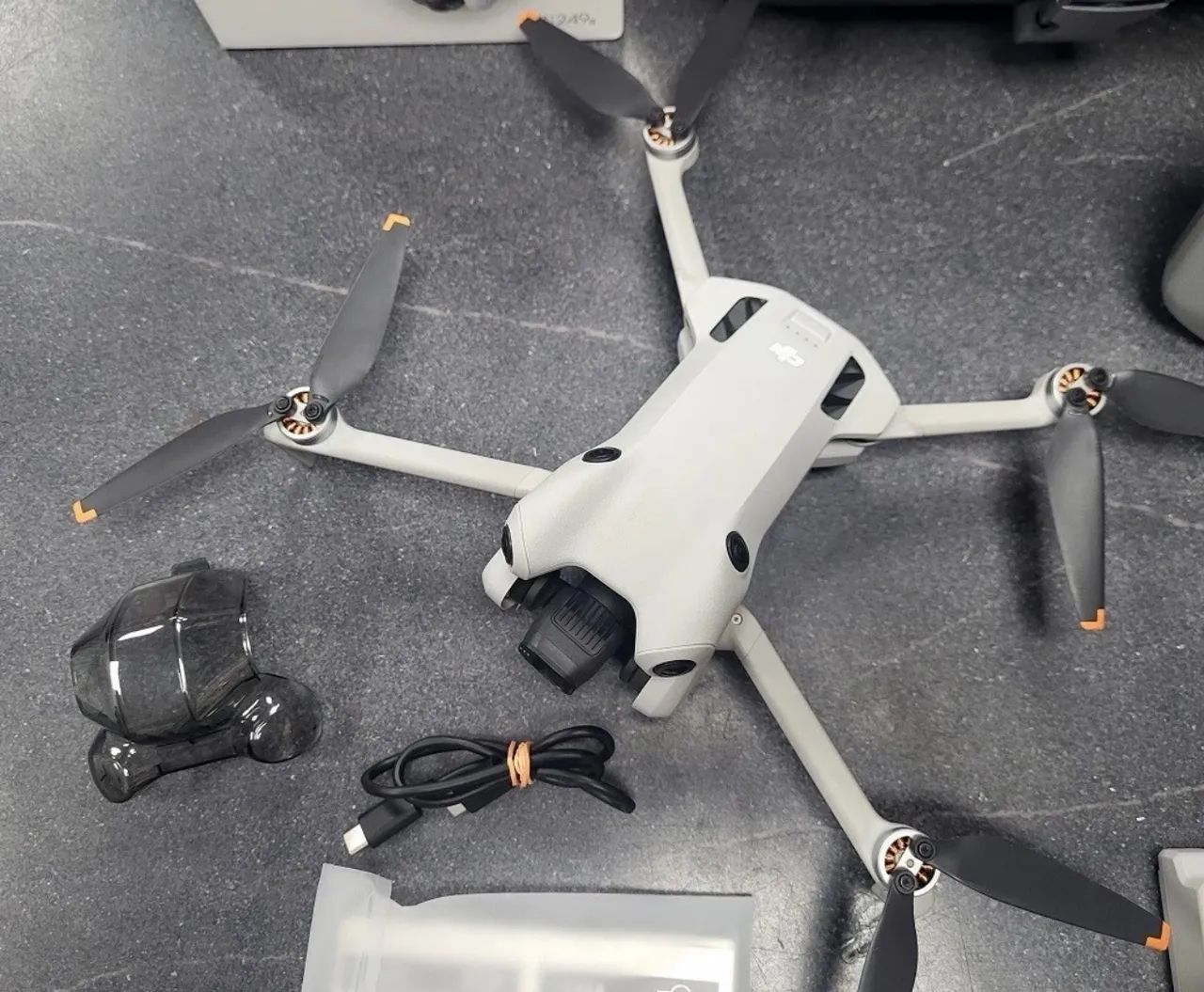 DJI Mini 4 Pro Camera Drone (with RC-151 Remote) - - Foto 2