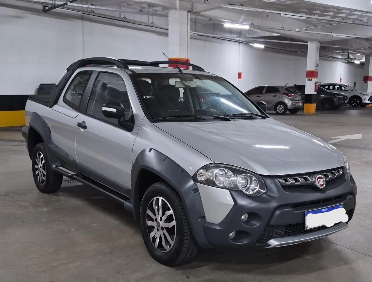 Fiat Strada Adventure 1.8/ 1.8 Locker Flex CE 2013 - Foto 3
