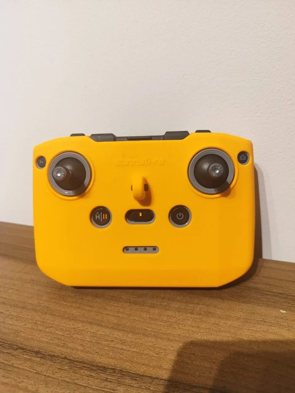 Controle DJI RC-N3 Original + Capa de Silicone e Cinta de Pescoço - Foto 3