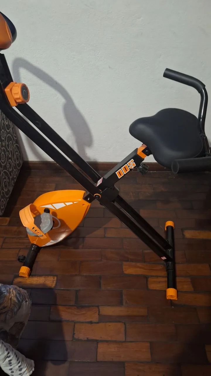 Bicicleta  ergometrica  - Foto 4