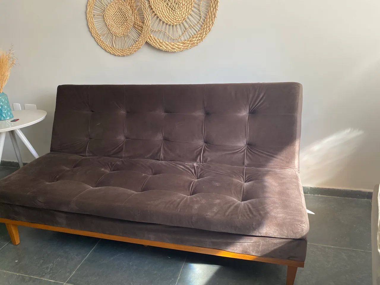 Vendo sofá cama muito novo
