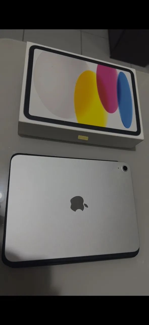 iPad 11 128 gb 