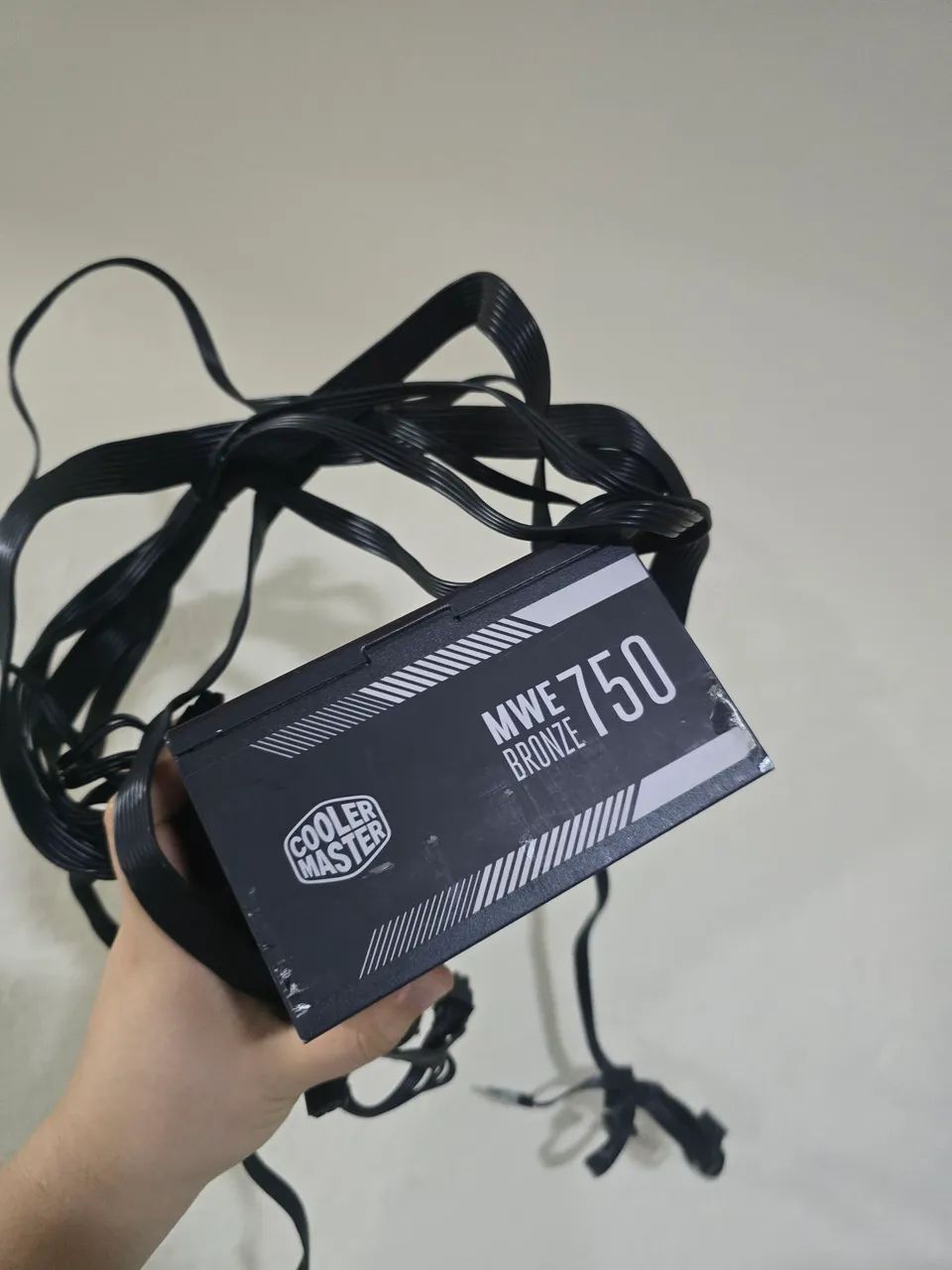Fonte 750w COOLER MASTER 80 PLUS BRONZE