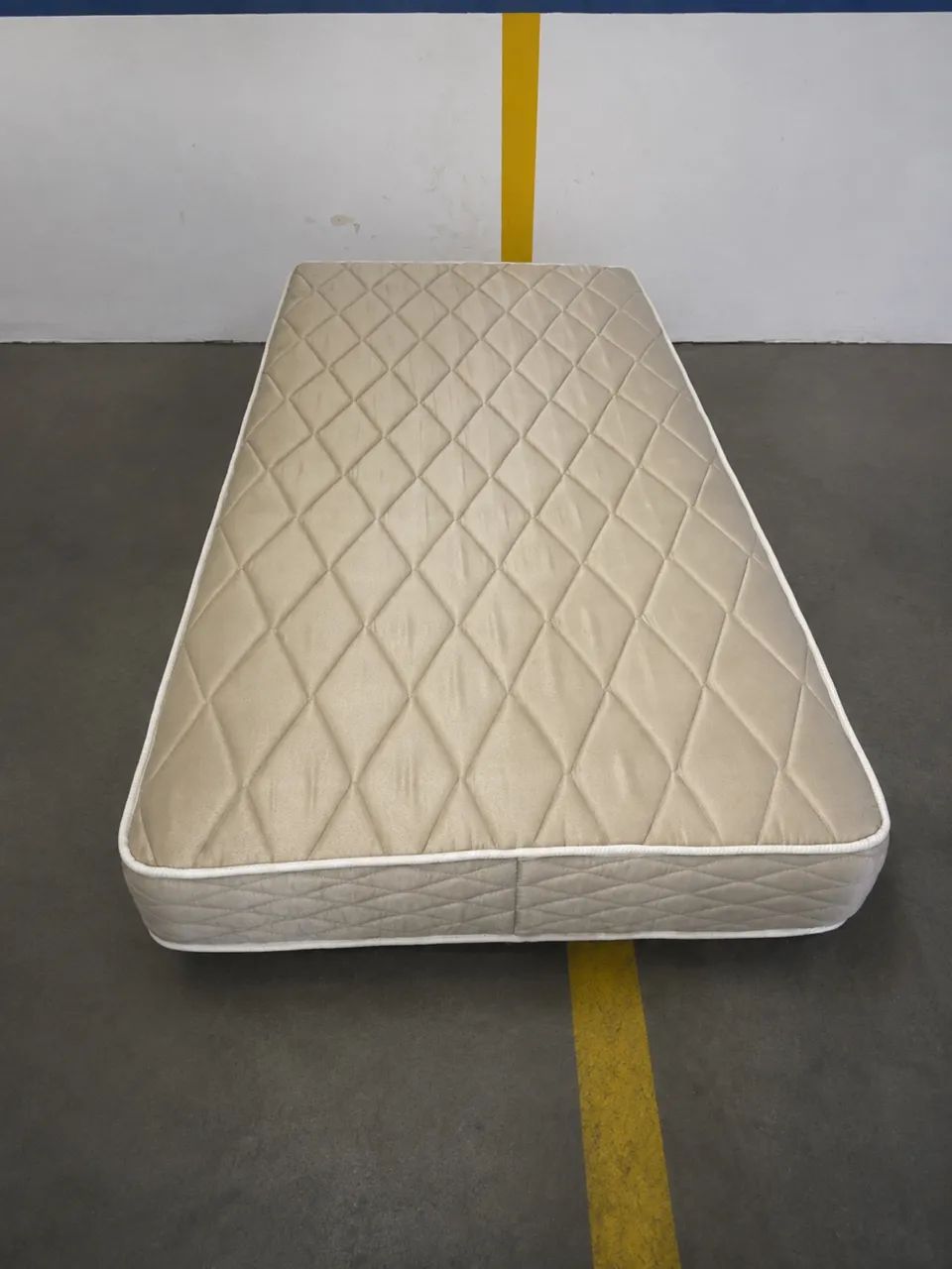 Cama de casal 2x2 ou cama de solteiro 1x2, ambas com a base  - Foto 2