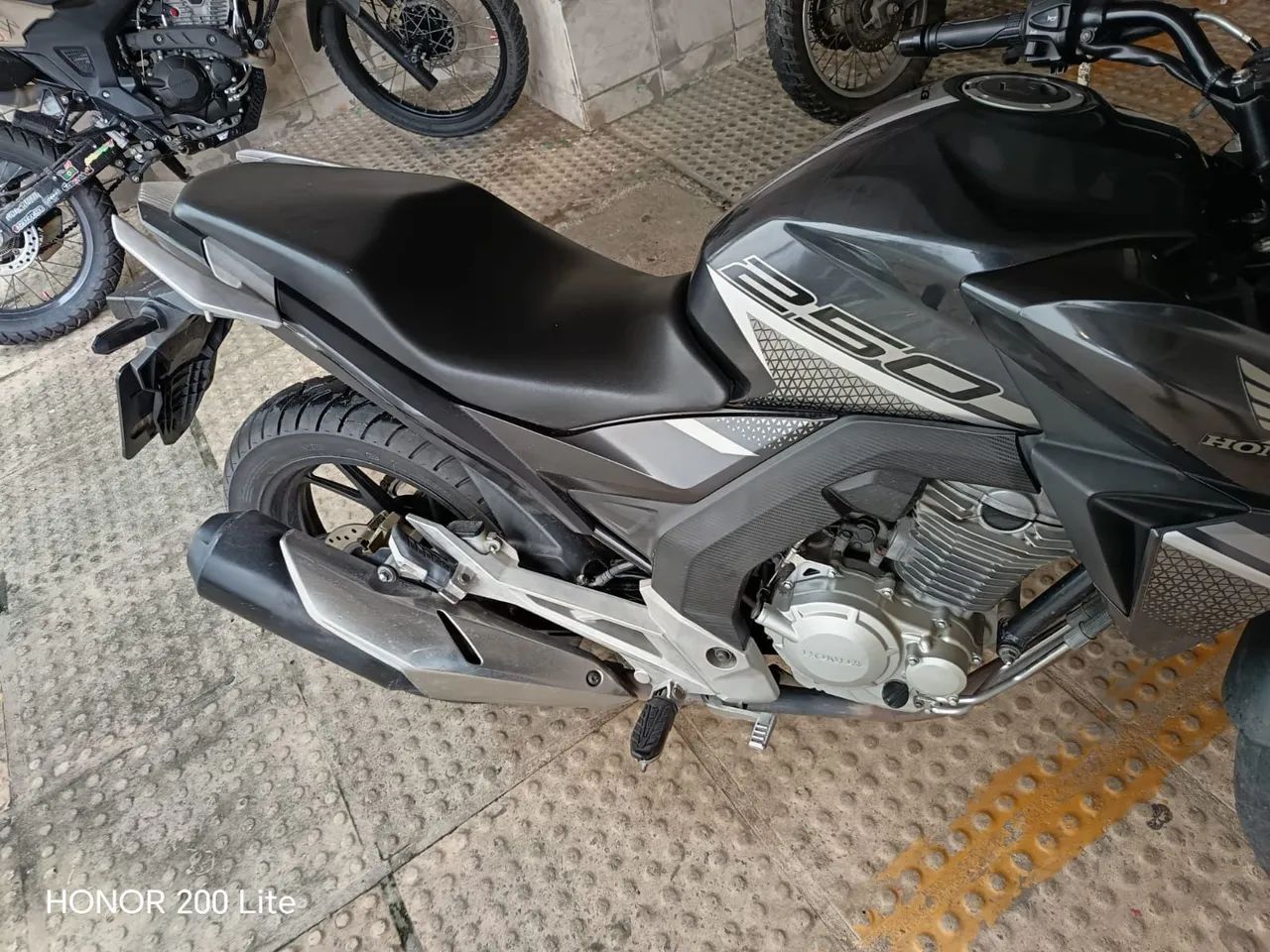 Twitter 250cc vendo ou troco.. - Foto 4
