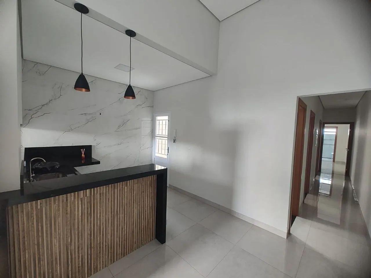 Casa com 1 suite e 2 quartos no vila Nasser - Foto 2