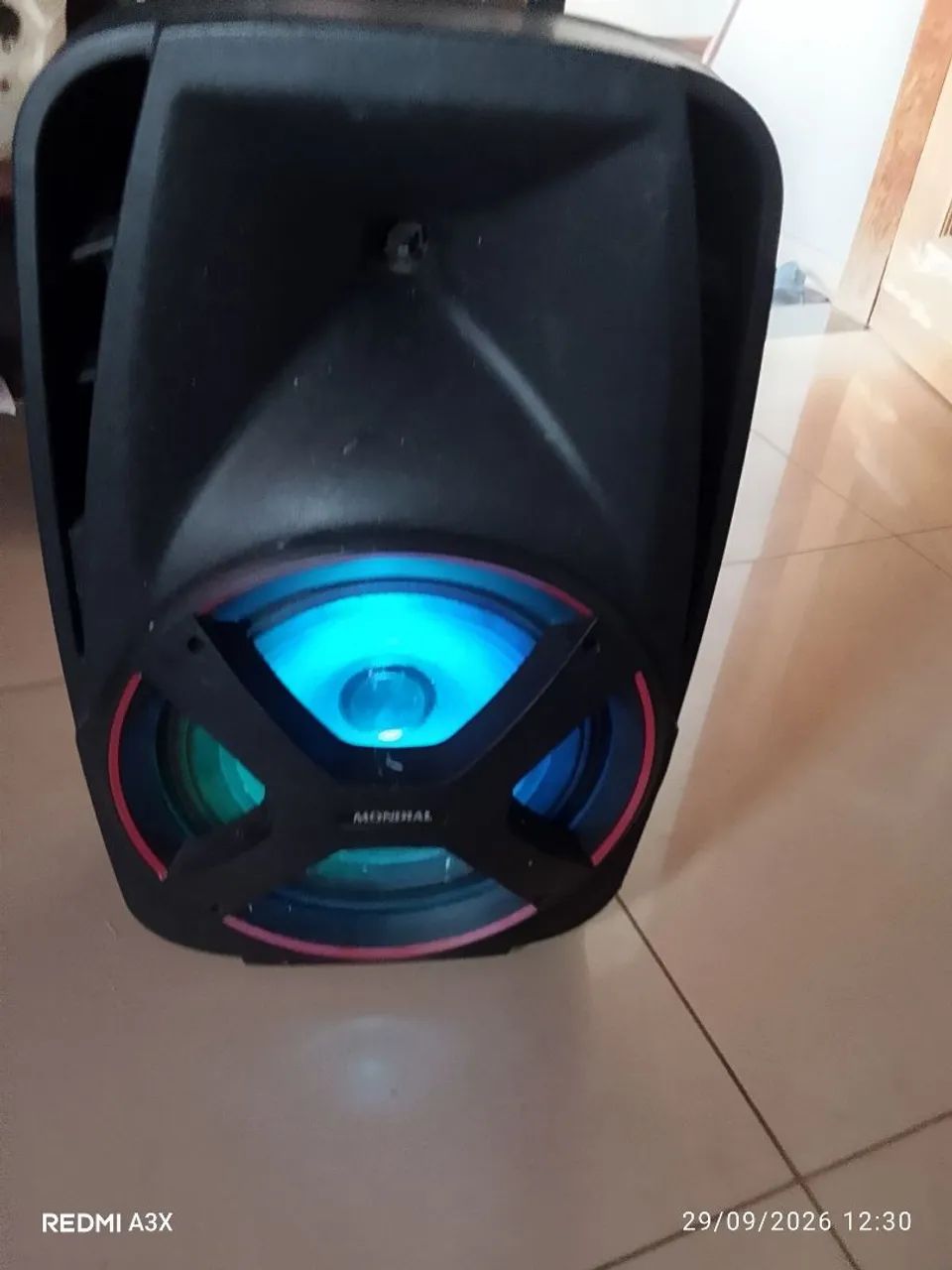 Caixa de som amplificada 