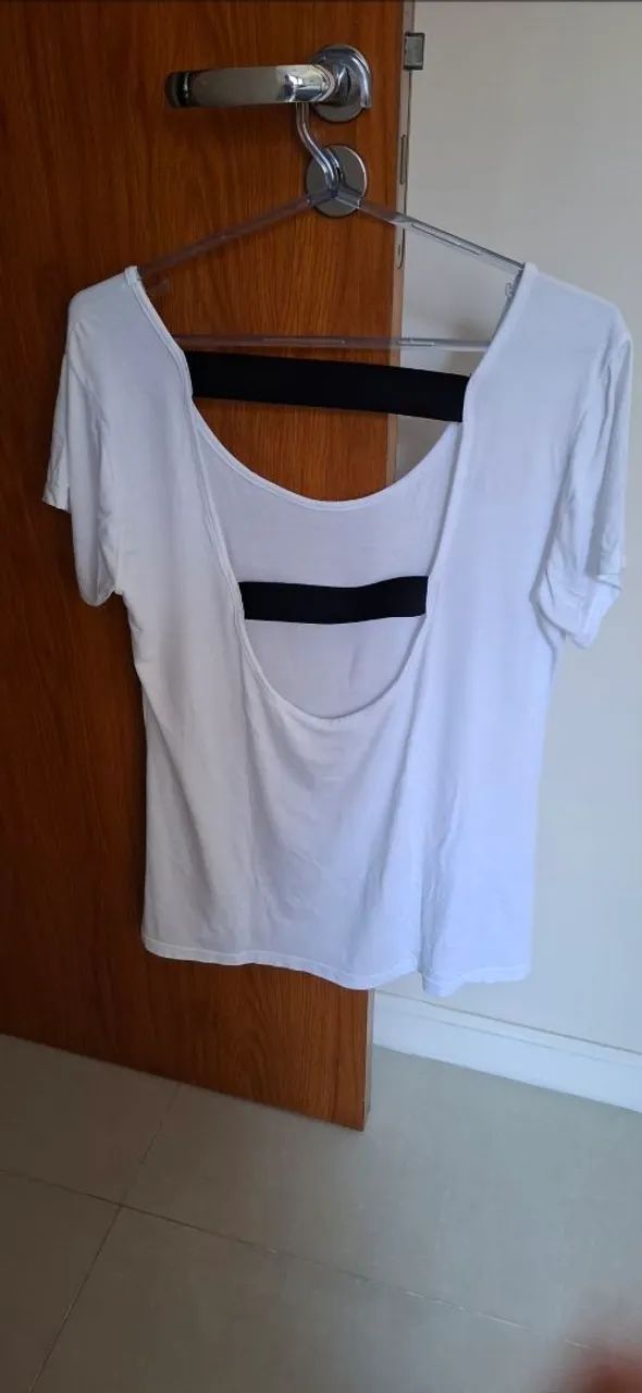 Blusa com Decote GG - Foto 3