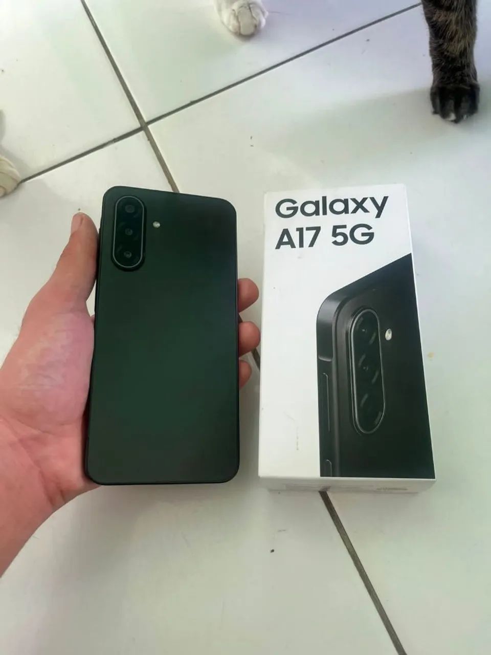 Galaxy A17 5G 128gb 5 dias de comprado !! Vender 900$