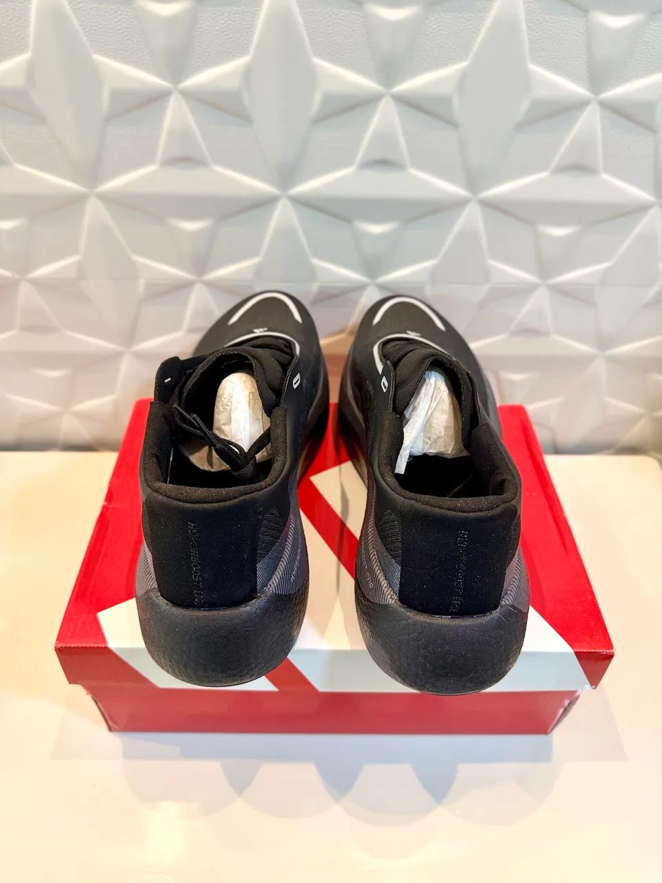 Adidas HyperBoost Edge Preto e Cinza - Tamanho 41 - Foto 5