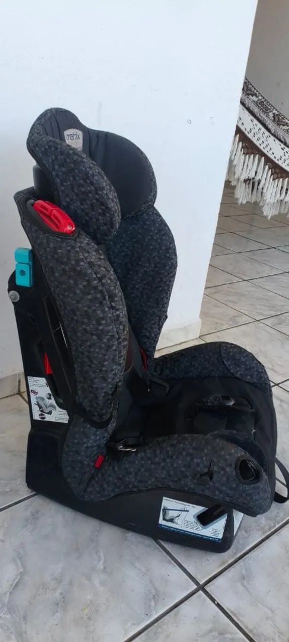 Duas cadeirinha Burigotto Matrix Evolution K 0 a 25kg - Excelente estado  - Foto 2