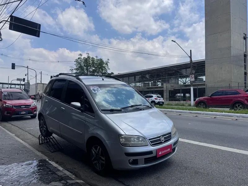 Fiat Idea ELX 1.4 mpi Fire Flex 8V 5p, foto 4 de 10