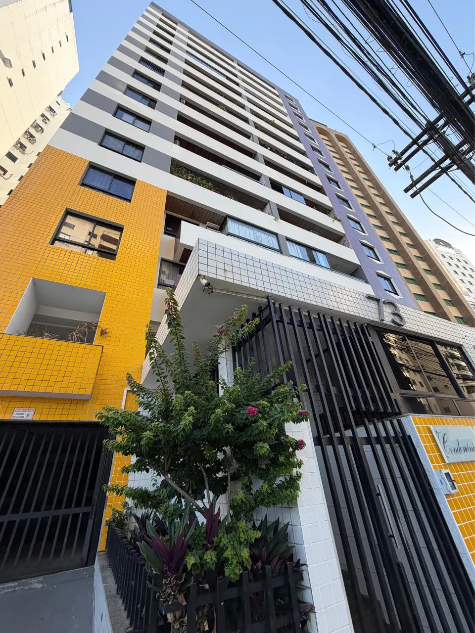 APARTAMENTO 3/4 COM SUÍTE E VARANDA NO MELHOR DO COSTA AZUL  - Foto 2