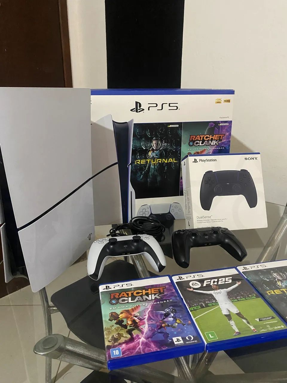 Ps5 com leitor + 2 controles + 3 jogos  - Foto 3