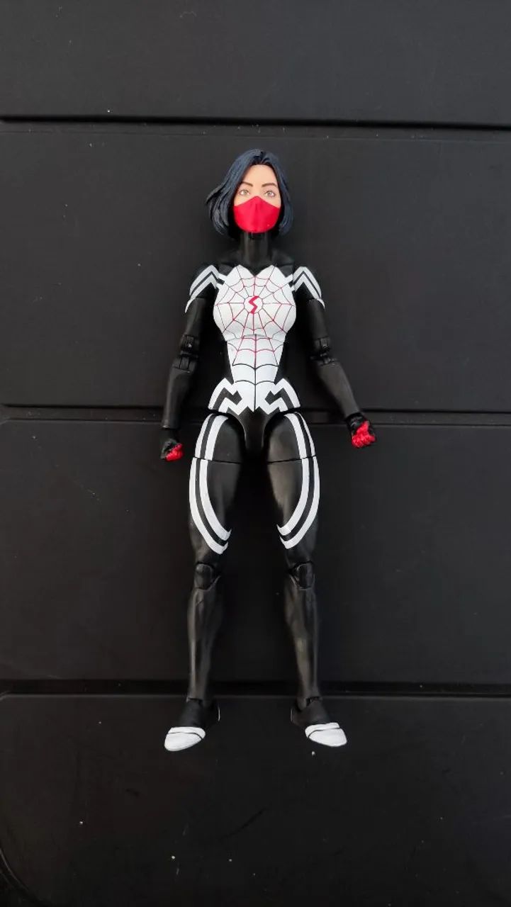 Seda Silk Marvel Legends Boneco Figura Original Hasbro Usado
