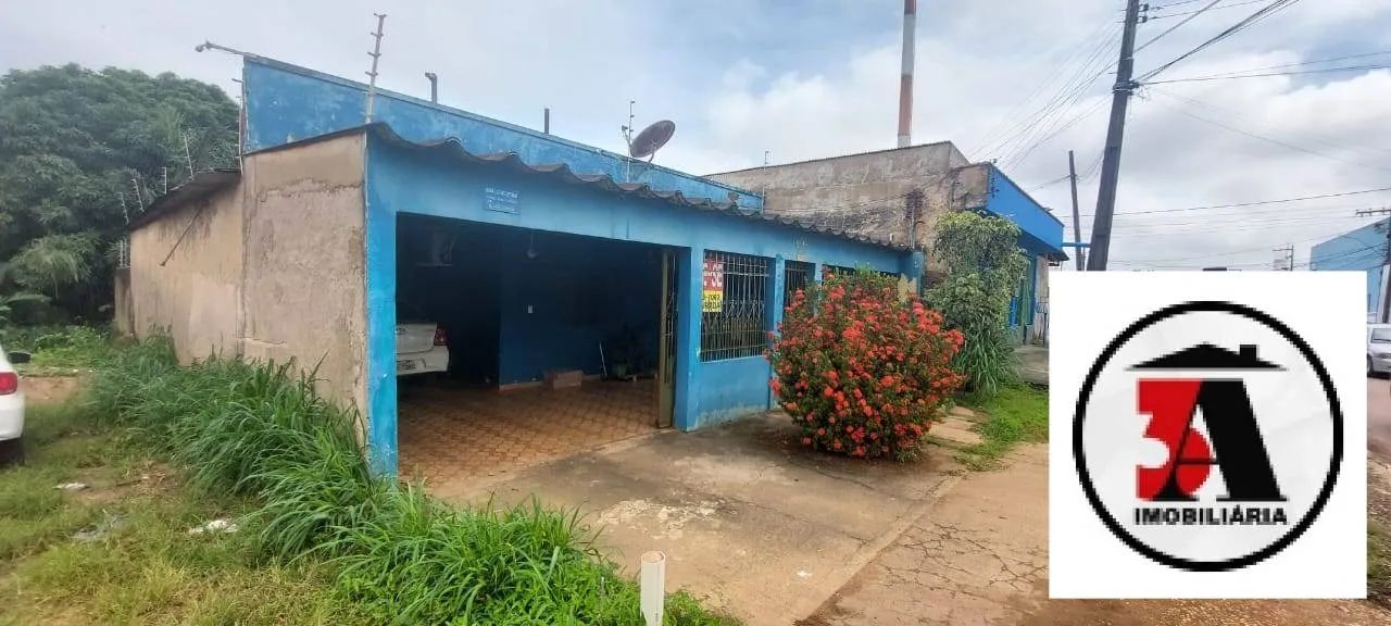 Casa 3/4 2 terrenos na Zona Sul