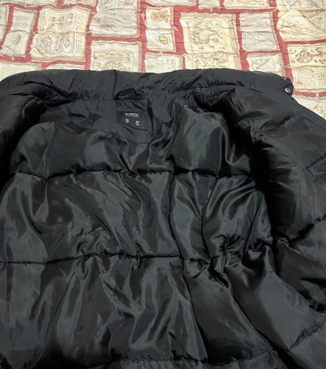 jaqueta bomber oversized preta - Foto 4