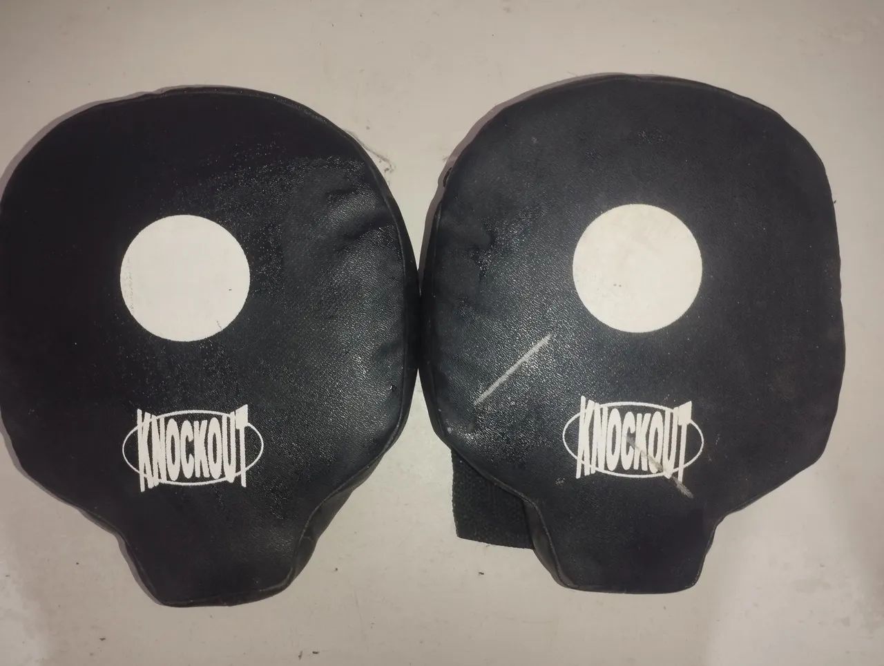 Manoplas de boxe KNOCKOUT 