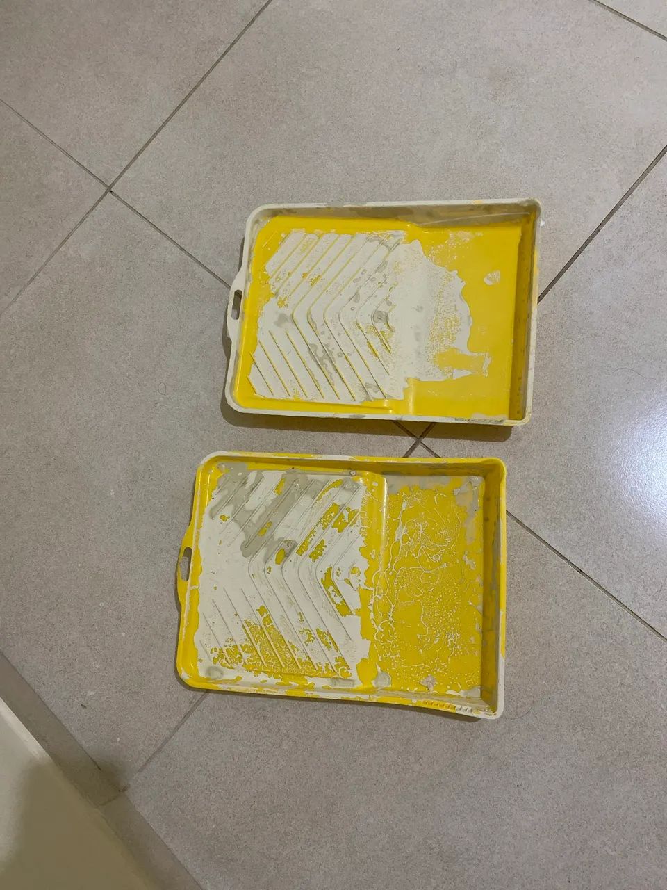 BANDEJA + ROLO de pintura 