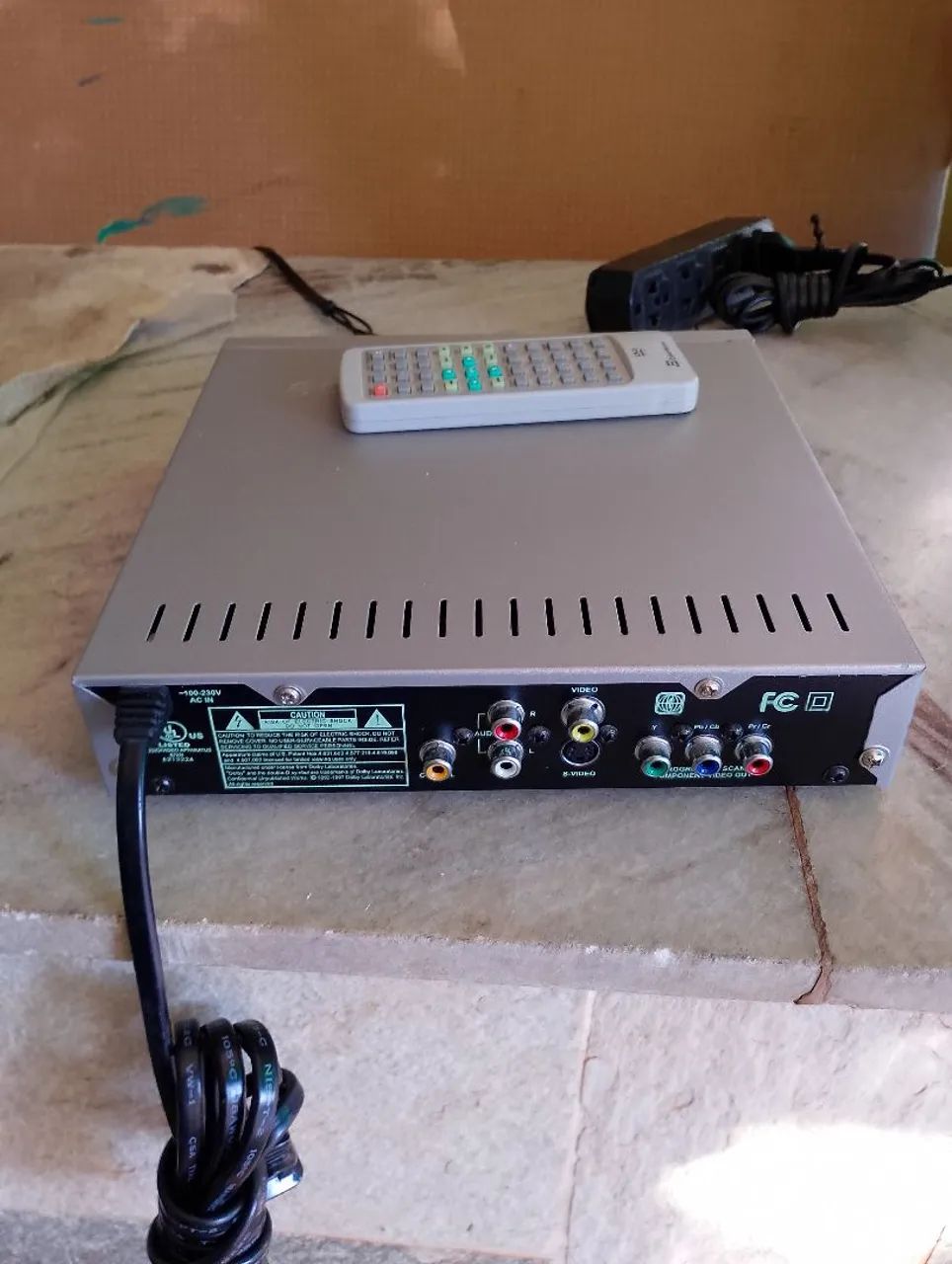 Vendo dvd cyberhome com controle  - Foto 2