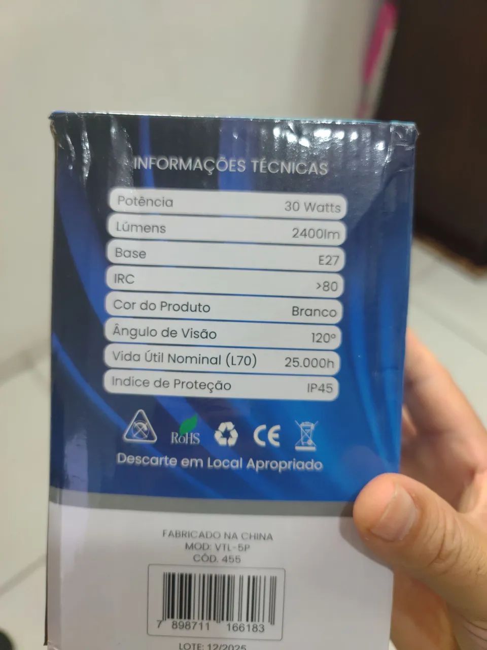Ventilador de teto com lâmpada e controle  - Foto 4