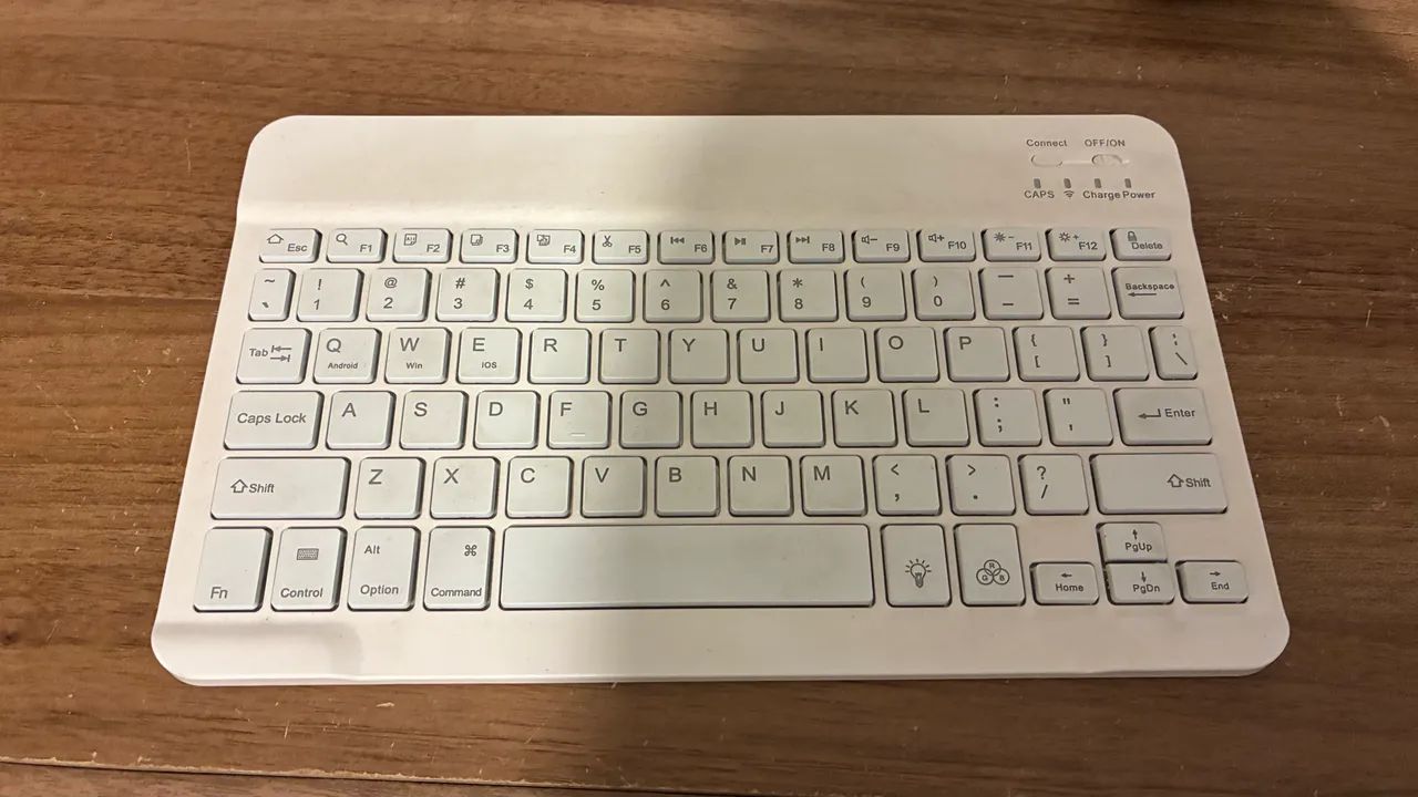 Teclado Apple Retroiluminado  - Foto 2