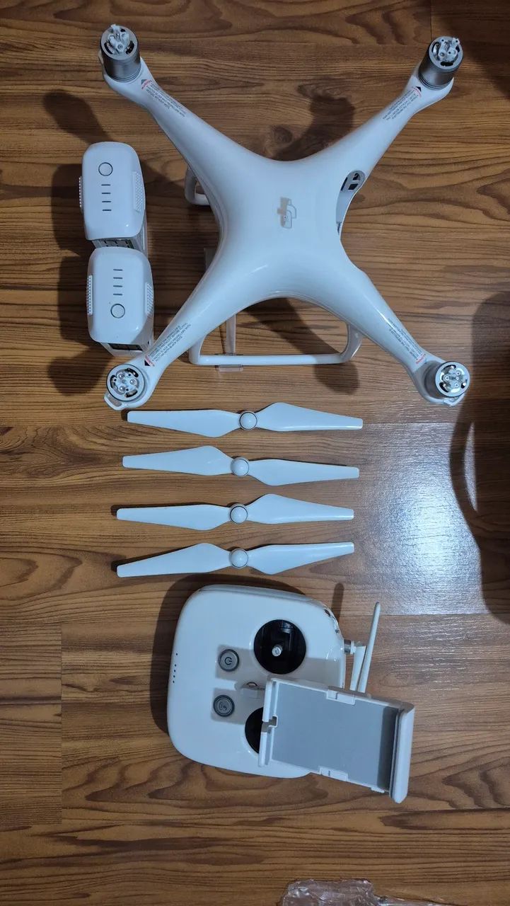 Drone DJI Phantom 4 muito novo - Foto 2