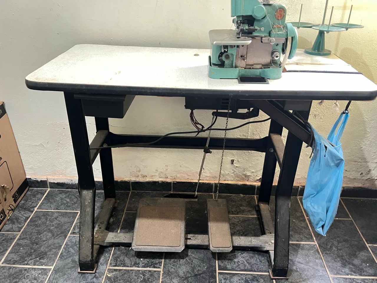 Máquina overloque  - Foto 3