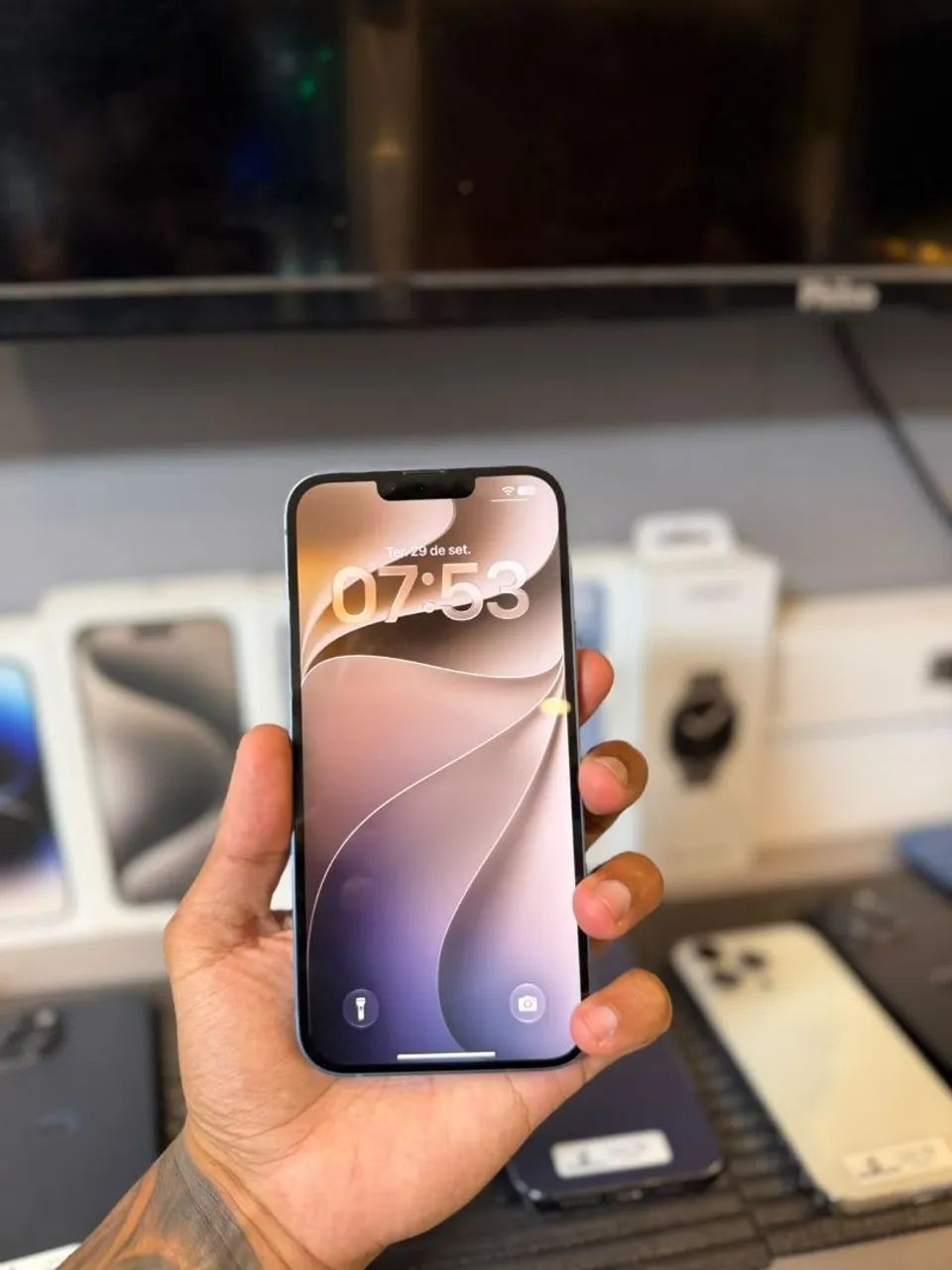 IPHONE 14 PLUS 128GB<br>R$ 2.399 - Foto 5
