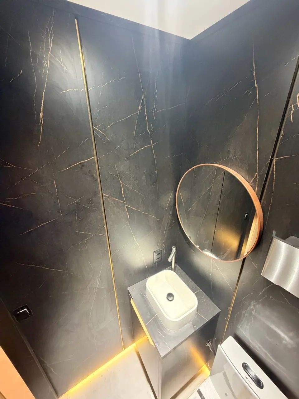 VENDO SALA COMERCIAL NO CENTRO - Foto 5