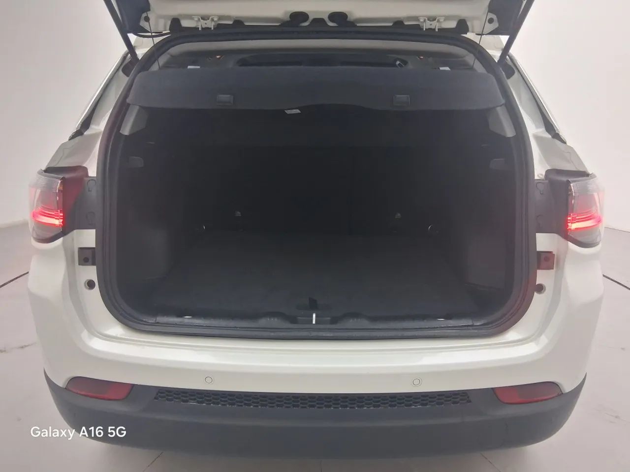 Jeep Compass LONG. T270 1.3 TB 4x2 Flex Aut., foto 9 de 18