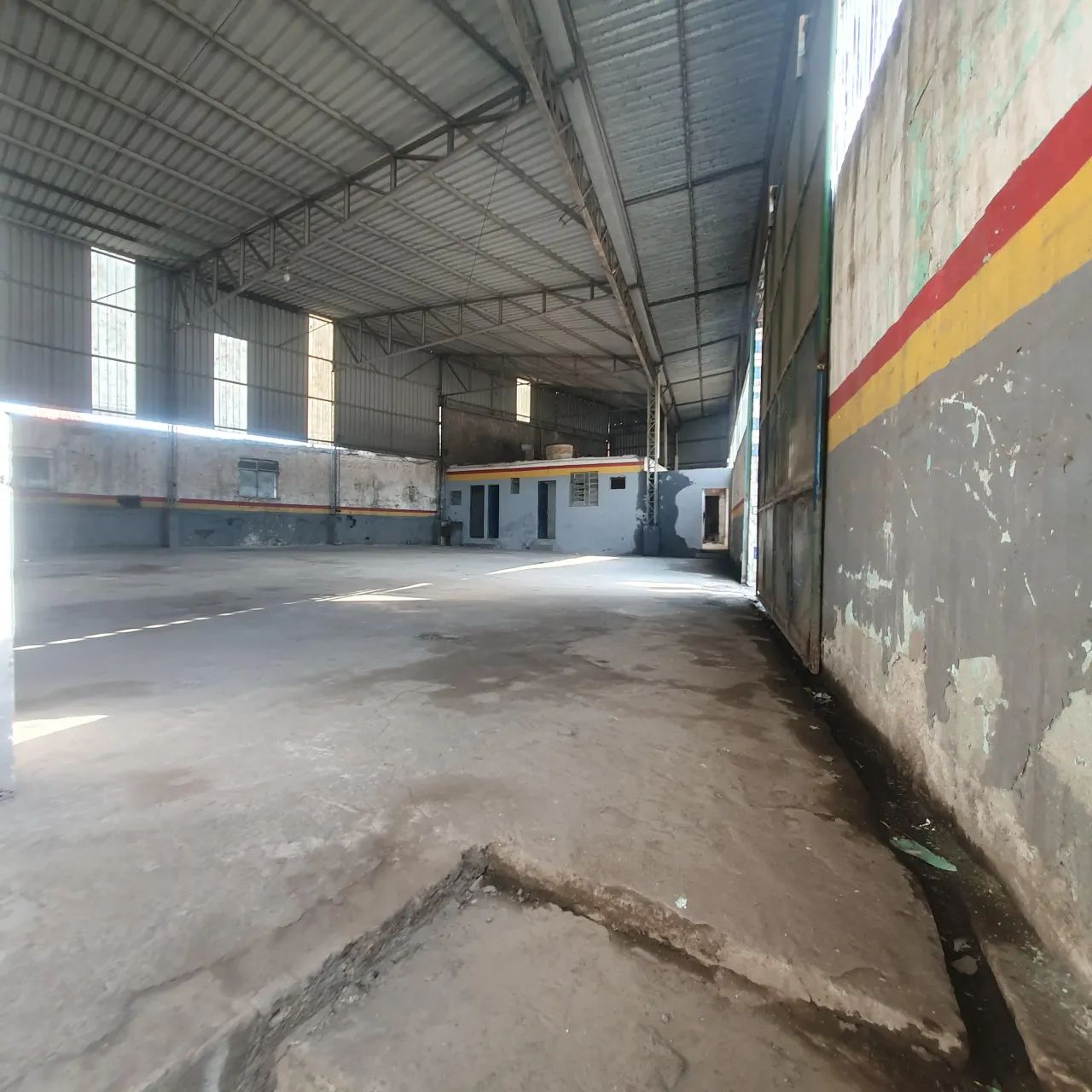 Galpão Comercial em Comendador Soares - Dutra - Foto 2
