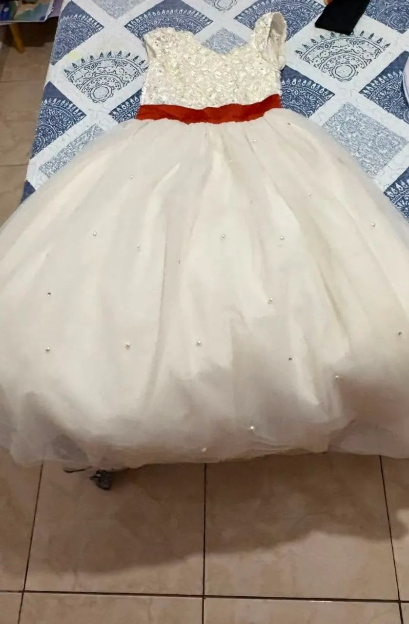 Vendo vestidos de festa - Foto 2