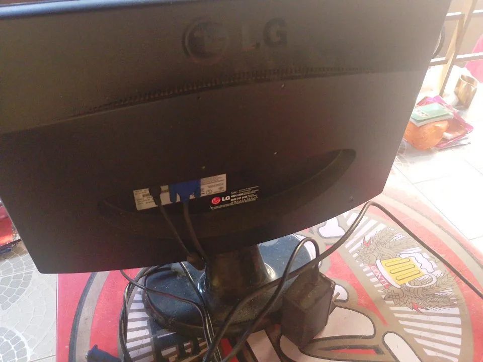 ? Monitor LG Flatron W1943C 18,5" - Funcionando - Foto 2