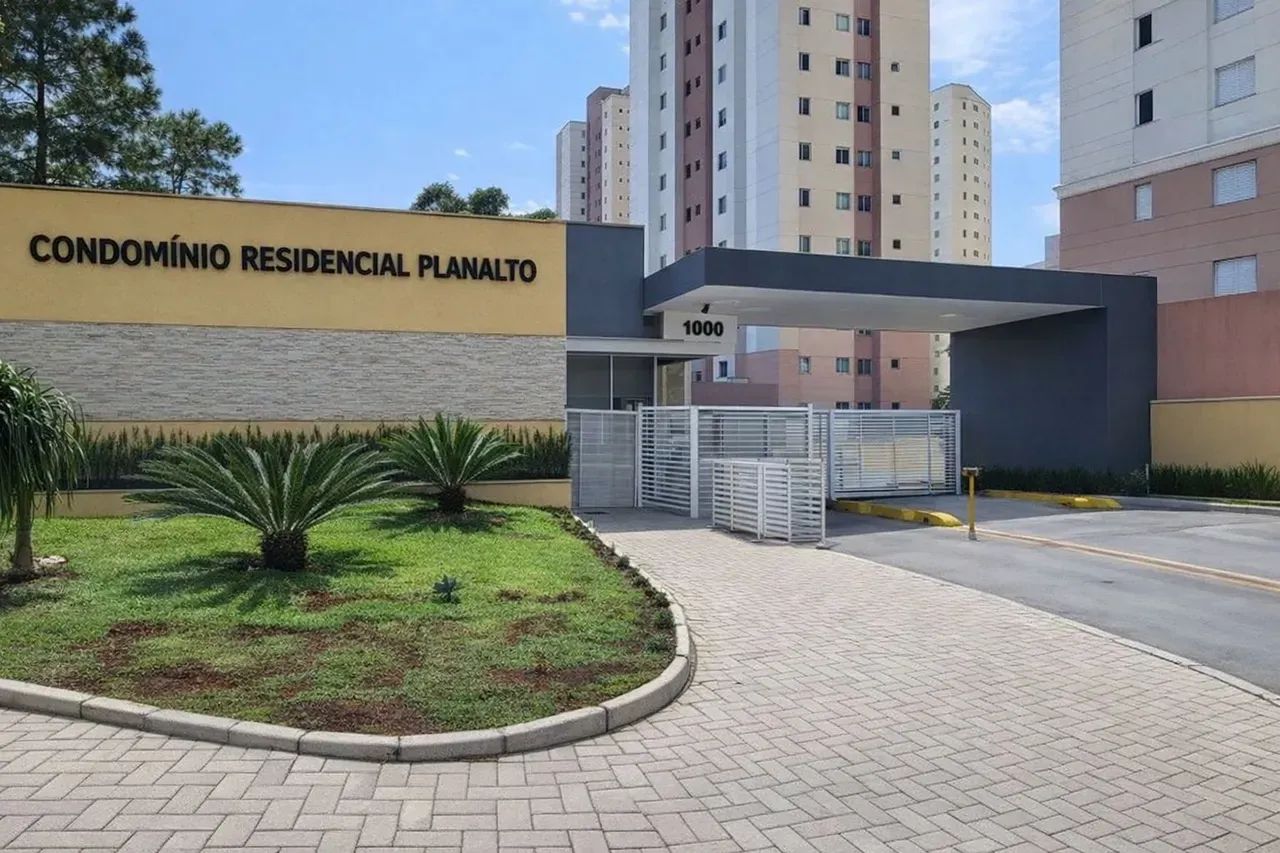 APTO CONDOMINIO PLANALTO