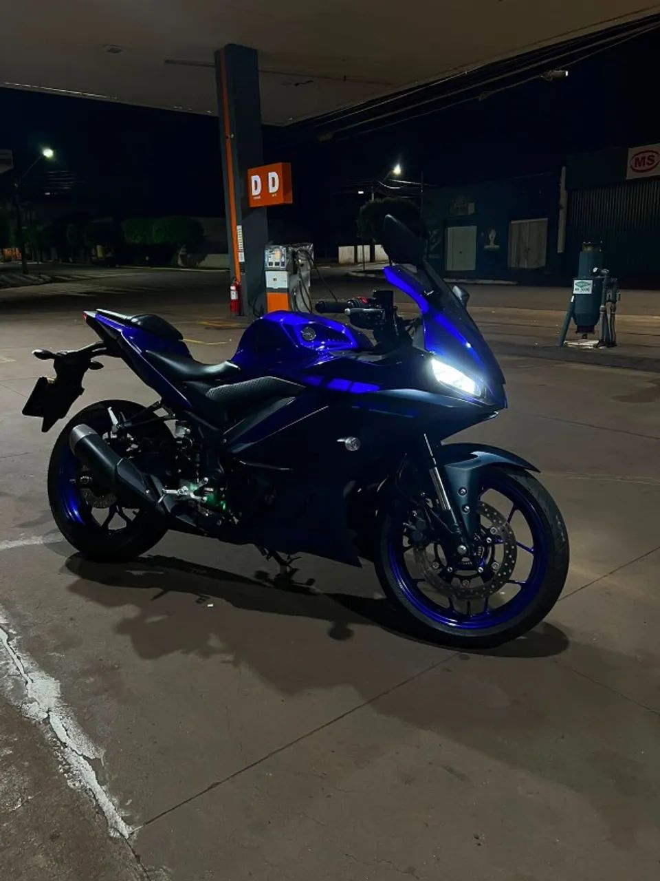 Yamaha R3 - Foto 4