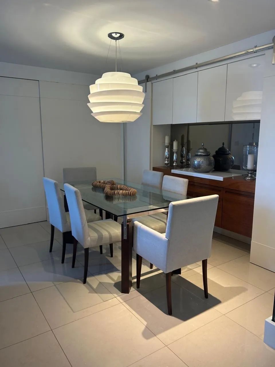 Mesa de Jantar com 6 Cadeiras