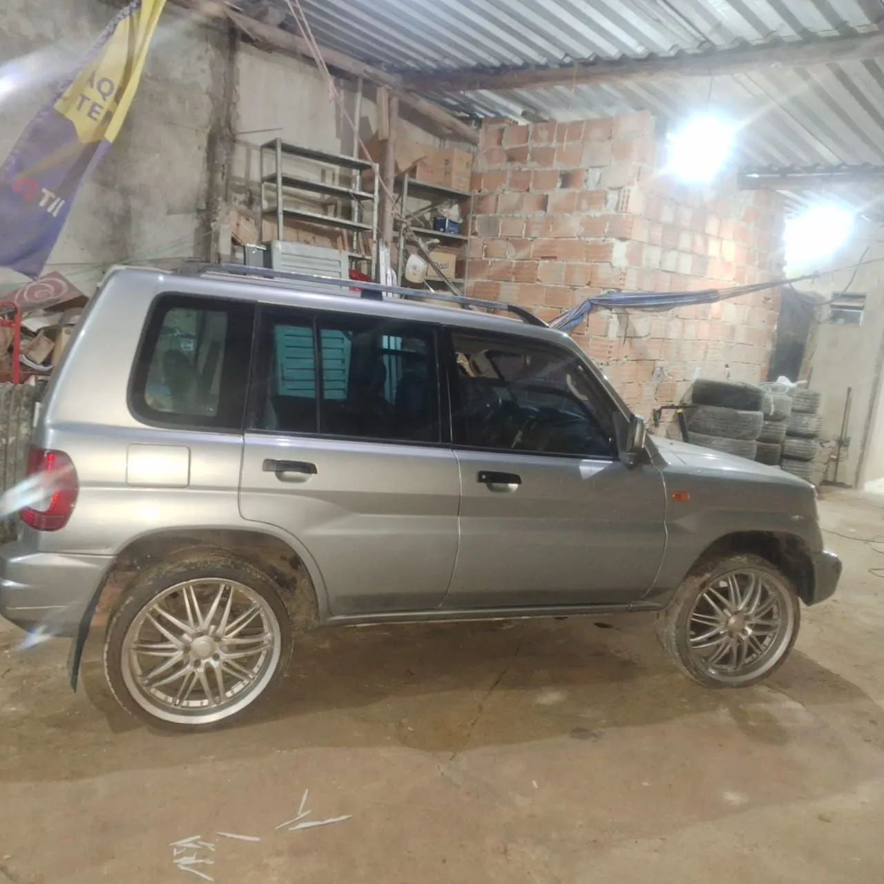 Mitsubishi Pajero IO Aut. 2000
