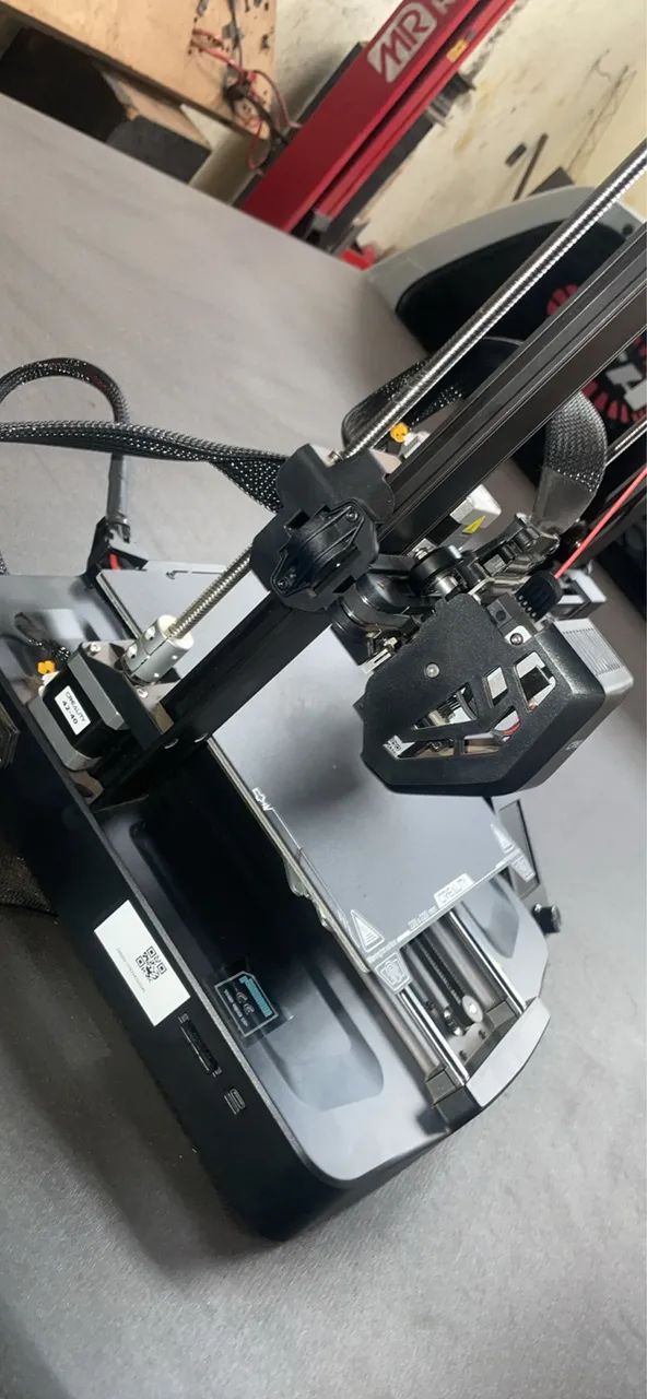 Impressora 3d Ender 3 V3 SE semi nova  - Foto 4