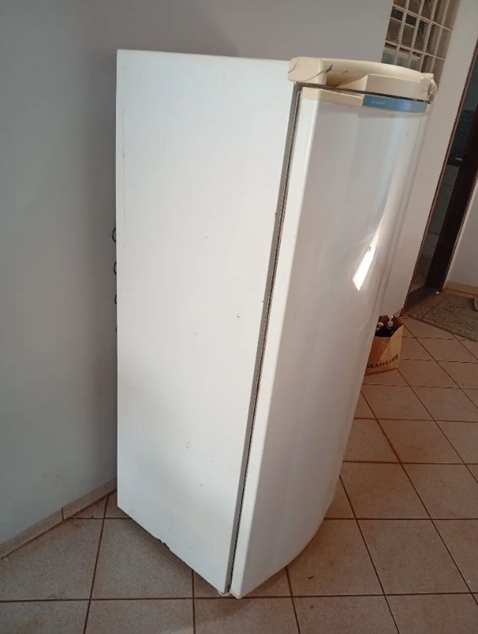 Geladeira bom estado para uso - Foto 2