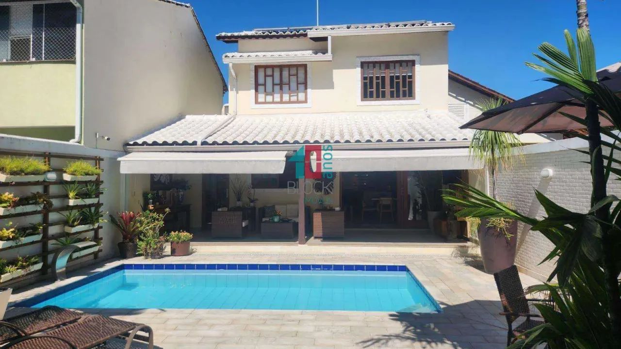Anil | Casa de Condomínio 4 quartos, sendo 1 suite