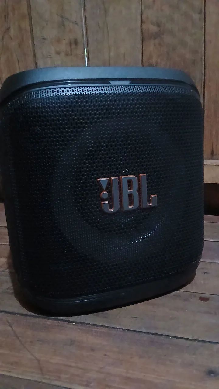 Vendo caixa de som JBL