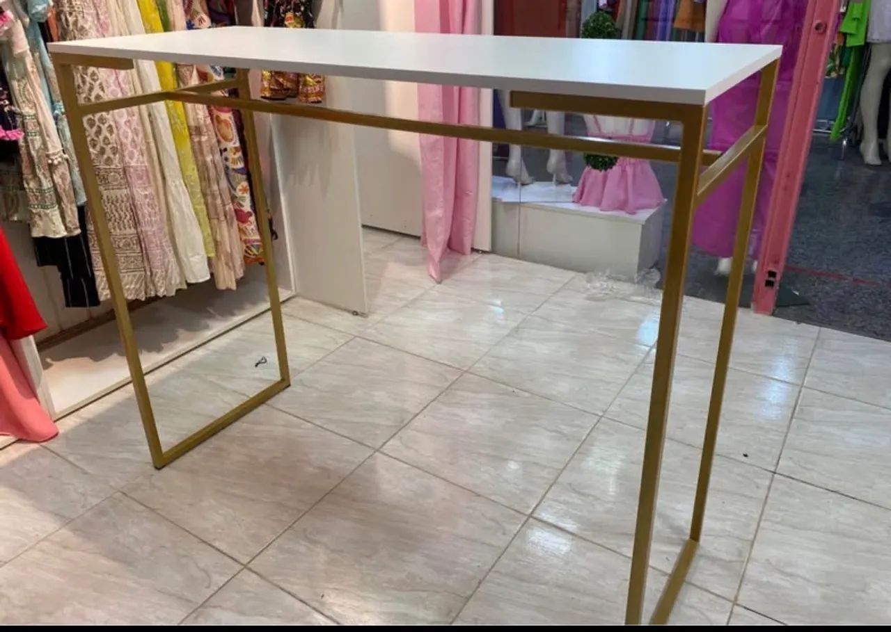 Mesa centro com cabideiro - Foto 3