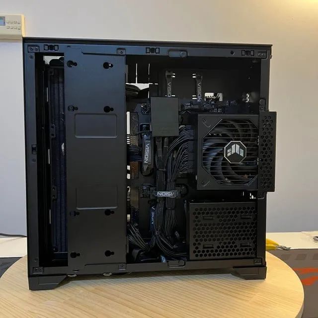 Gabinete Gamer Lian Li O11 Vision - Foto 4