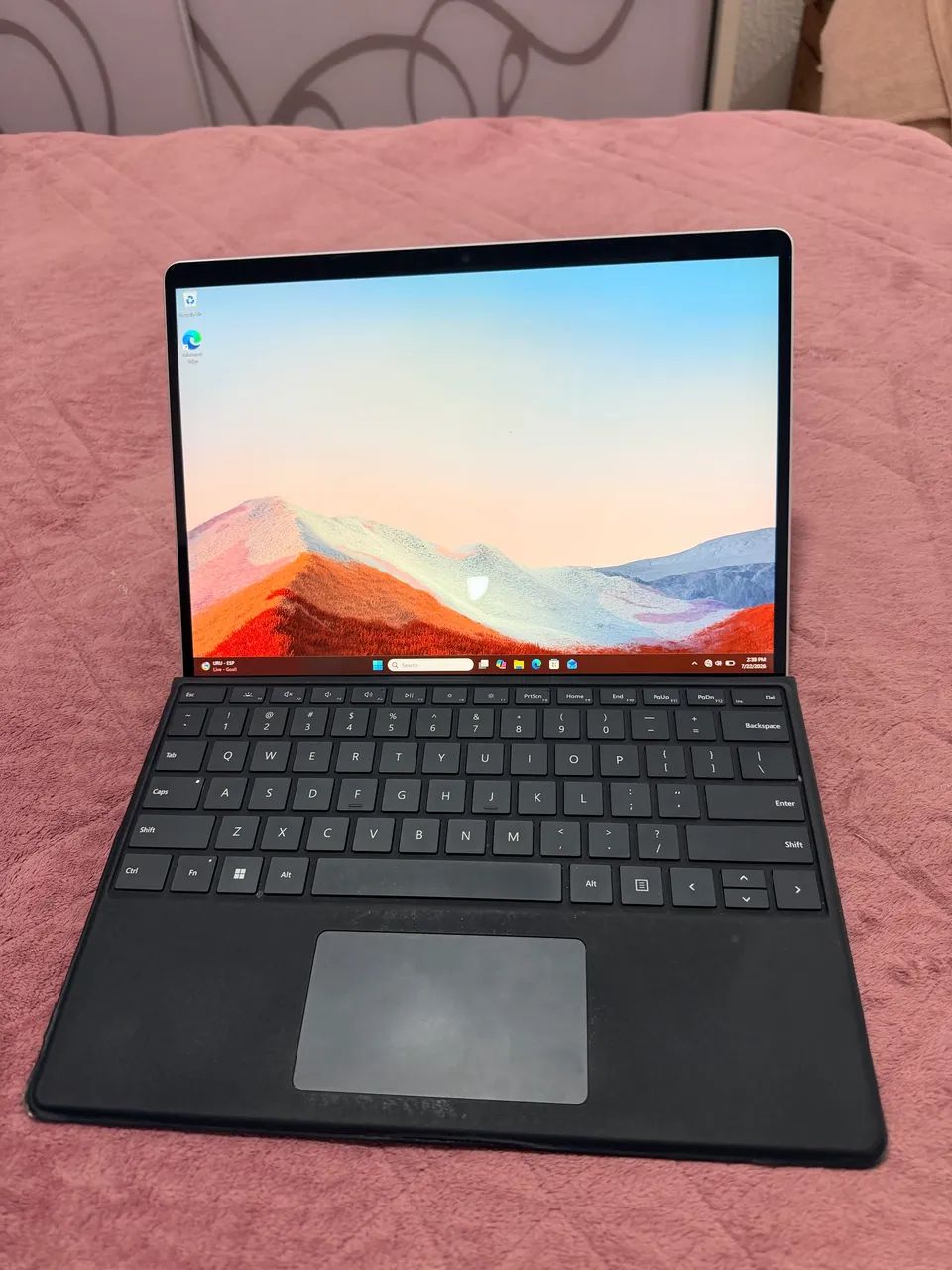 Surface pro 8, 1tb, 16gb, i5 11gen 