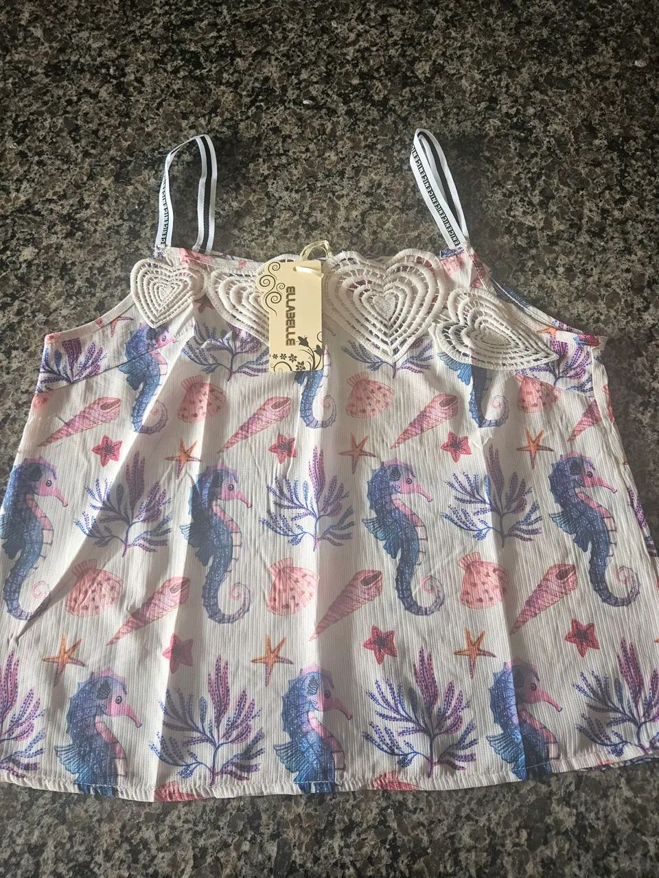 Blusa estampada nova linda 